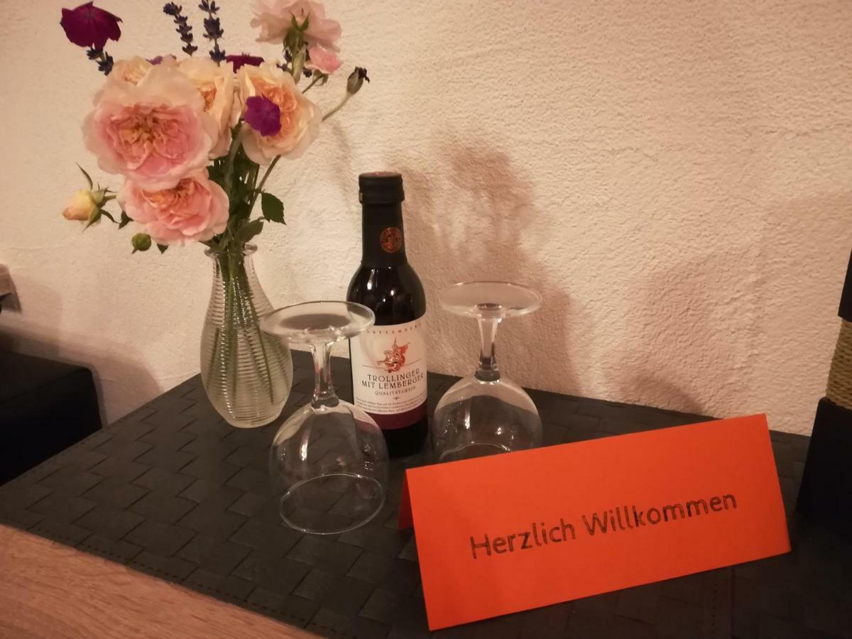 Sonnige Zimmer 호텔 Eberhardzell 외부 사진